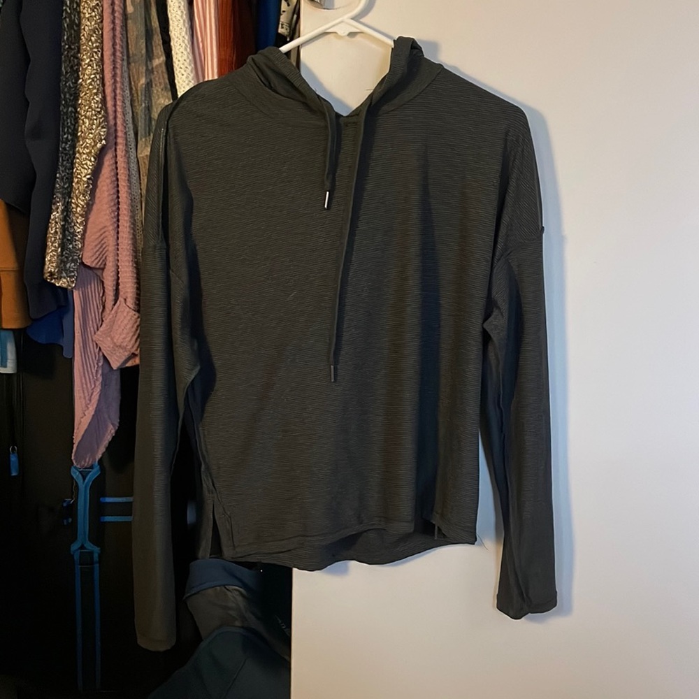 Women’s Workout Top